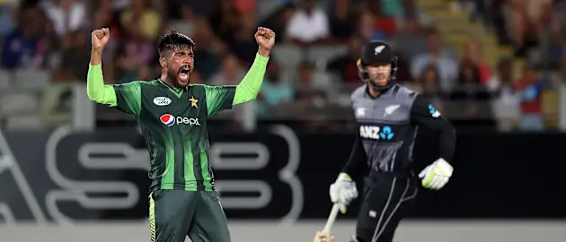 Mohammad Amir celebrates a wicket