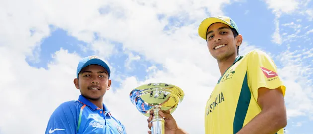 Prithvi Shaw and Jason Sangha with U19 CWC trophy