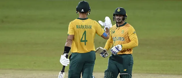 South Africa win second T20I