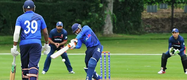 190615 18 Manpreet Singh is beaten outside off stump by a delivery from Junaid Sheikh