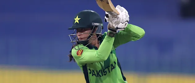 Omaima sumptuous drive to get Pakistan going | CWC25
