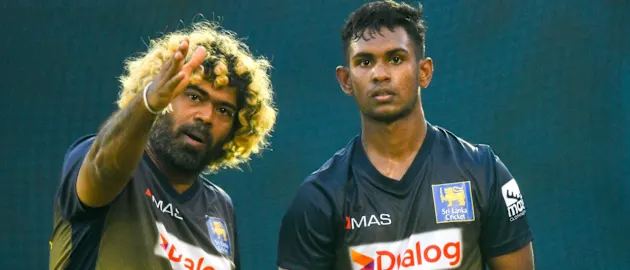 Lasith Malinga offers some advice to pacer Matheesha Pathirana