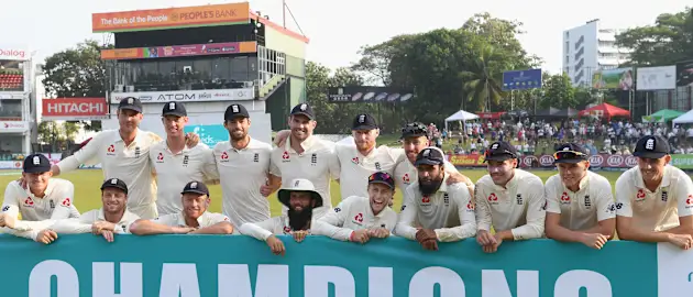 England beat Sri Lanka 2-0.