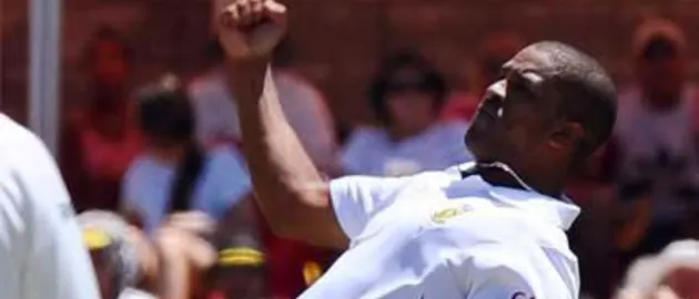 41129 Vernon Philander