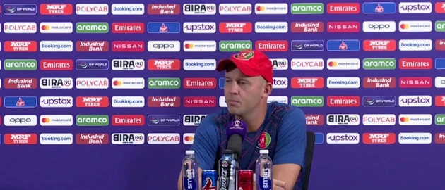 Jonathan-Trott-10-11-23