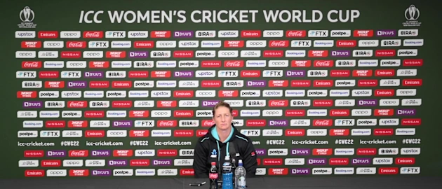 Pre-Match-New-Zealand-Sophie-Devine-16-03-2022_Moment