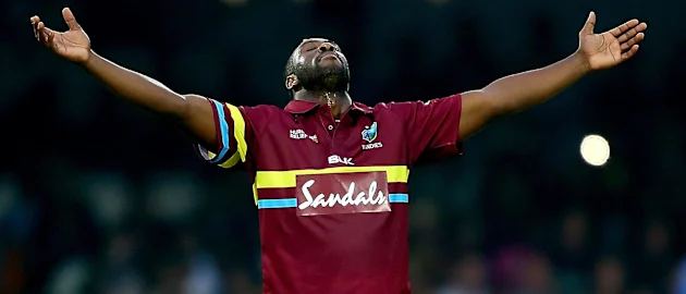 Andre Russell first hit a 10-ball 21* and then picked up two wickets