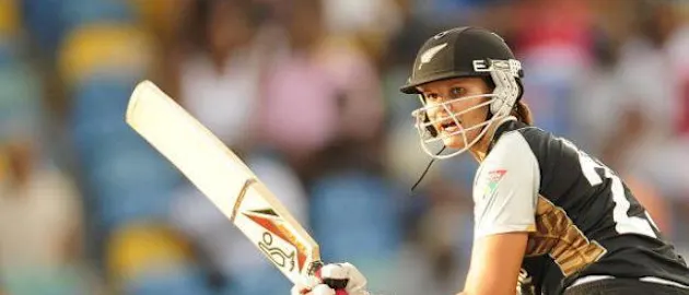 52297 New Zealand players Suzie Bates plays a