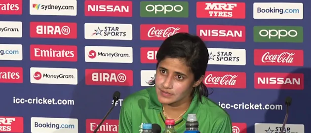 Pakistan-Javeria-Khan-post-match-010320_Moment