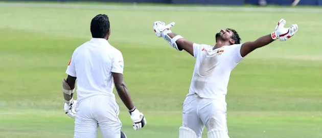 A miracle from Kusal Perera.
