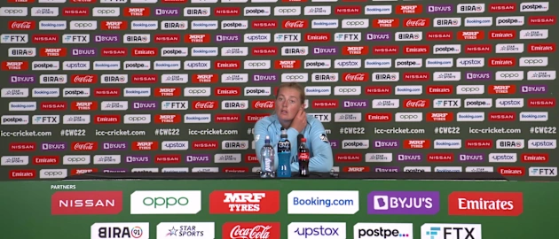 England-Sophie-Ecclestone-01-04-2022_Moment