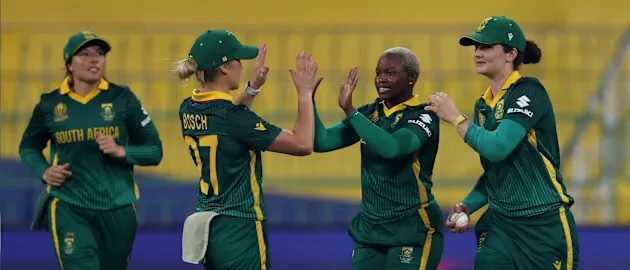 A disciplined Proteas bowling effort | Innings Highlights | CWC25