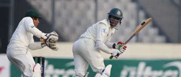 28718 Nafees and Shakib dec17 2011