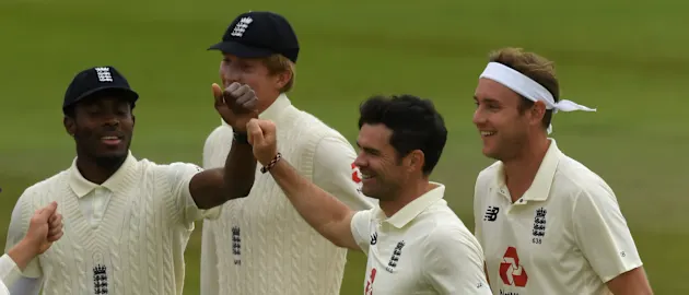 England players celebrate a breakthrough