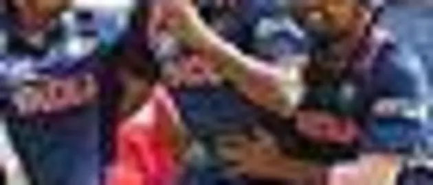 9959 indiateam_odi_70