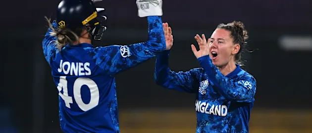 Smith stuns Australia with early wickets | CWC25
