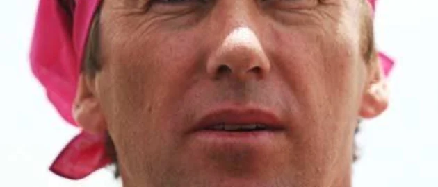 4948 Top stars back McGrath Foundation appeal