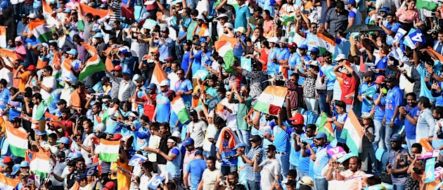 A huge crowd in for the final.jpg