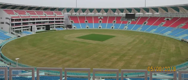 1920px-Ekana_cricket_stadium_