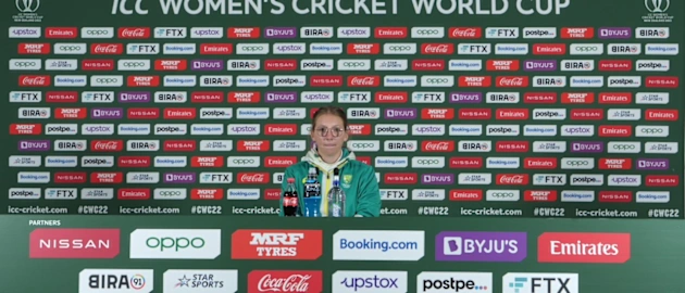 Pre-Match-Australia-Darcie-Brown-14-03-2022_Moment