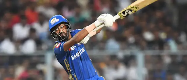 Hardik Pandya fought valiantly, but alone, for Mumbai – AFP
