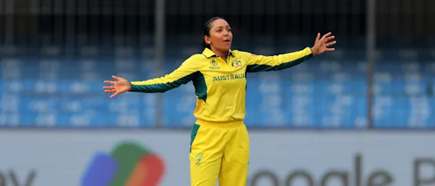 King gets the better of Sciver-Brunt | CWC25