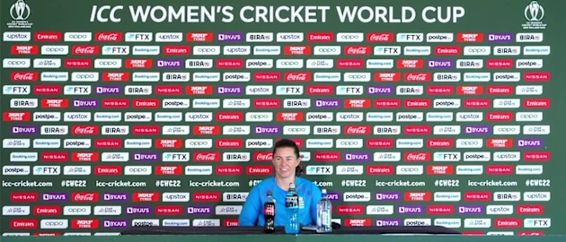 Pre-Match-England-Tammy-Beaumont-08-03-2022_Moment