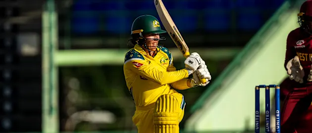 Fifteen on the trot as dominant Aussies clinch ODI series
