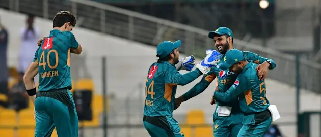 Pakistan win first T20I