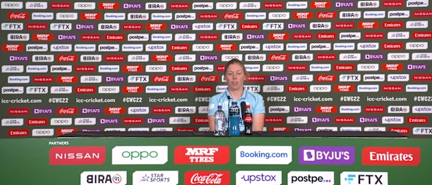 Pre-Match-England-Heather-Knight-02-04-2022_Moment