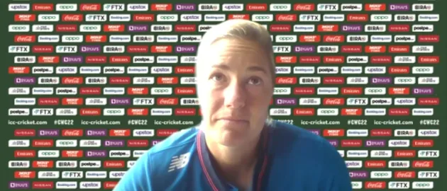 Pre-Match-England-Katherine-Brunt-19-03-2022_Moment