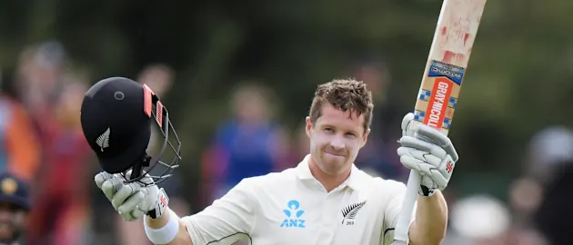 Henry Nicholls remained unbeaten on 162 to swell New Zealand's lead past 650