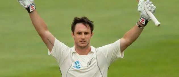 43320 Hamish Rutherford celebrates