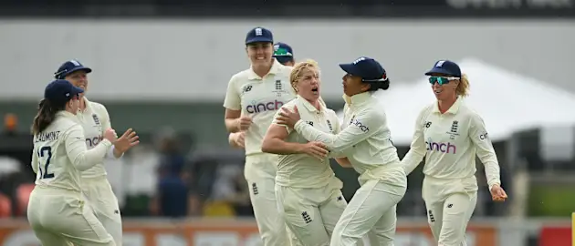 Women's Ashes Day three