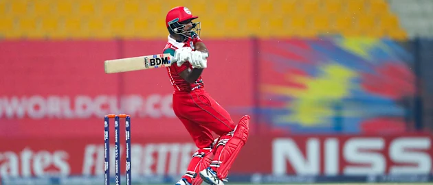 Aamir Kaleem batting.