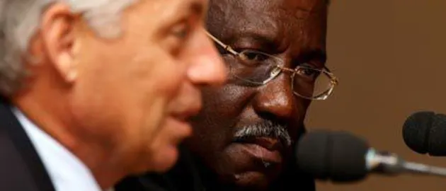 34647 Clive Lloyd with David Richardson