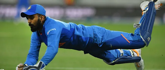 KL Rahul wicketkeeping for India in a T20I in New Zealand in 2020