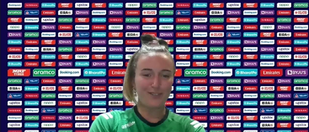 Ireland-player-Leah-Paul-pre-match-16FEB2023