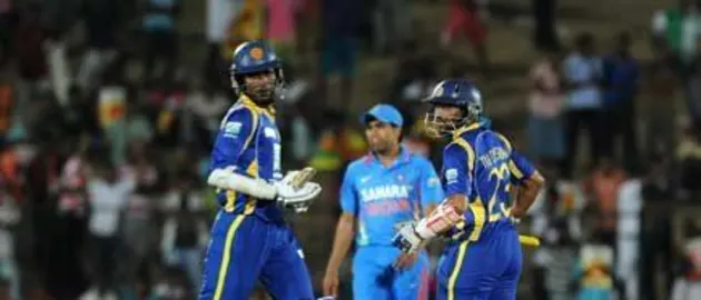 35967 Upul Tharanga and Tillakaratne Dilshan