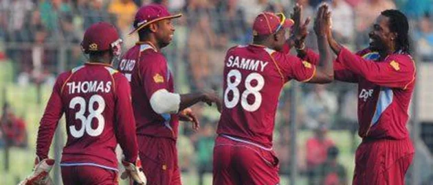 40549 Samuels hits ton as Windies keep series alive