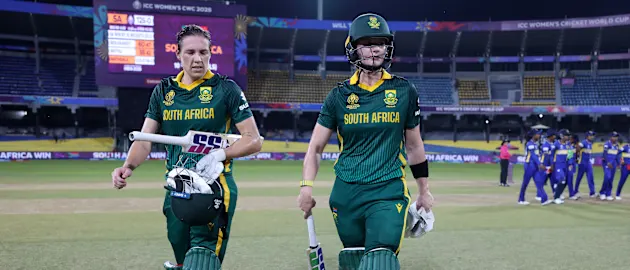South Africa breeze past Sri Lanka | Match Highlights | CWC25
