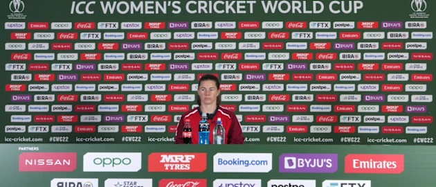 Pre-Match-England-Tammy-Beaumont-26-03-2022_Moment