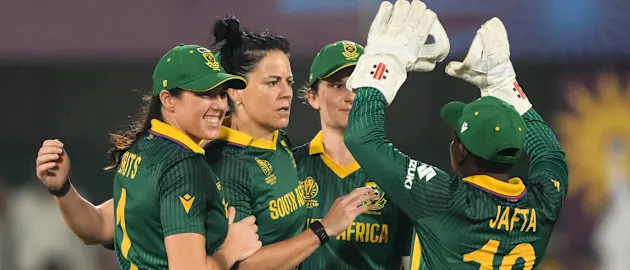 South Africa overpower England to enter CWC25 final