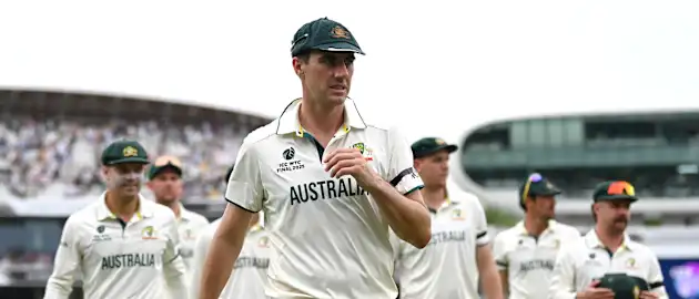 Cummins willing to take risk for Ashes comeback