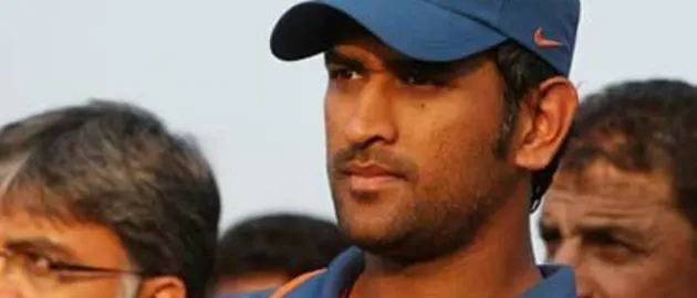 4925 dhoni nov8