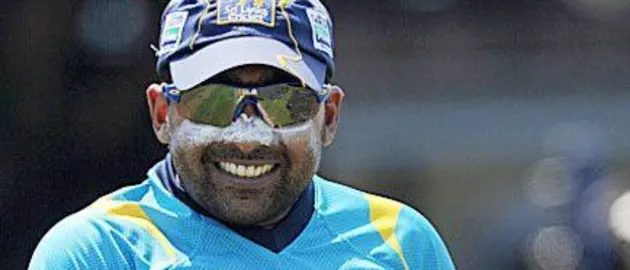 40147 Jayawardene and Mathews rescue Sri Lanka