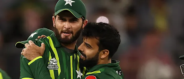 Shaheen Afridi and Shadab Khan of Pakistan celebrate the wicket of Milton Shumba of Zimbabwe during the ICC Men's T20 World Cup match between Pakistan and Zimbabwe 1920x1080