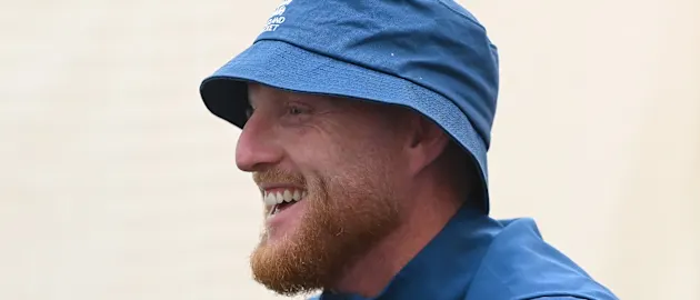 Ben-Stokes-knee