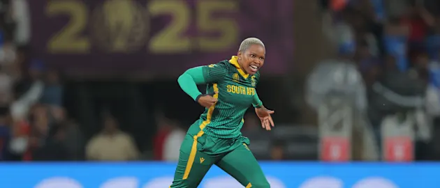 Mlaba snaps the big wicket of Harmanpreet | CWC25