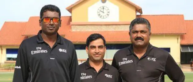 37472 Match Umpires.jpg